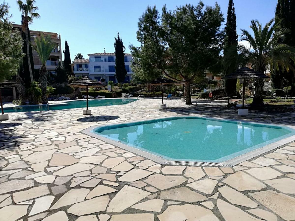 Family Paradise- Luxury Combined With Home Comfort Paphos Luaran gambar